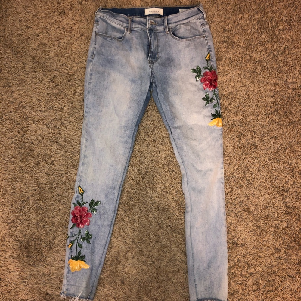 Pacsun Embroidered flower jeans